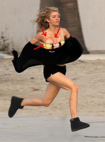 AnnaLynne+McCord+Nipple+Slip+qZOGyey1PrRl