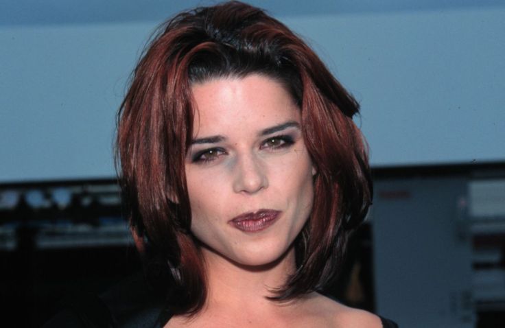 neve-campbell-1997-mtv-movie-awards-1150x748